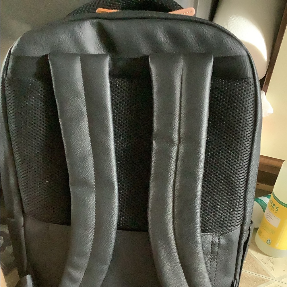 Bric’s backpack - Picture 3 of 3